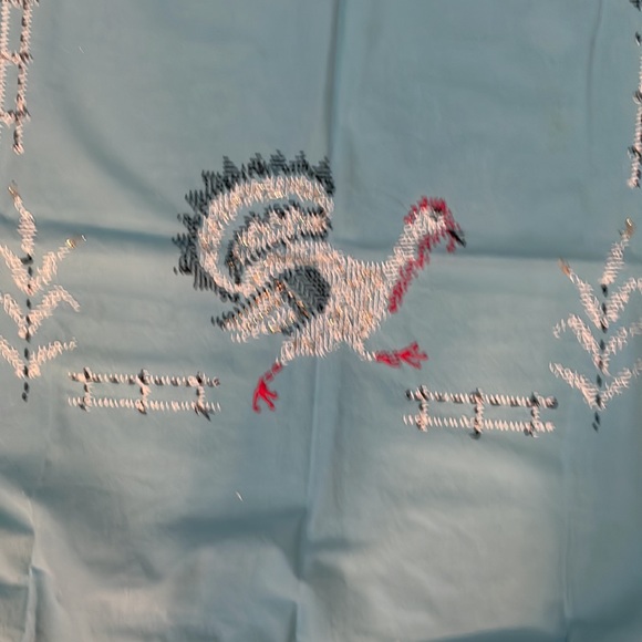 Bright blue rooster table cloth runner brand new never used in excellent conditi - Picture 3 of 5